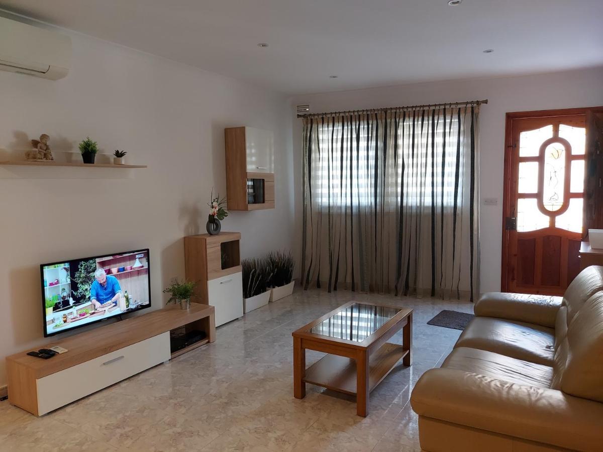 Gizimina Apartment In Marsascala Malta Few Minutes Away To The Beach Marsaskala Bagian luar foto