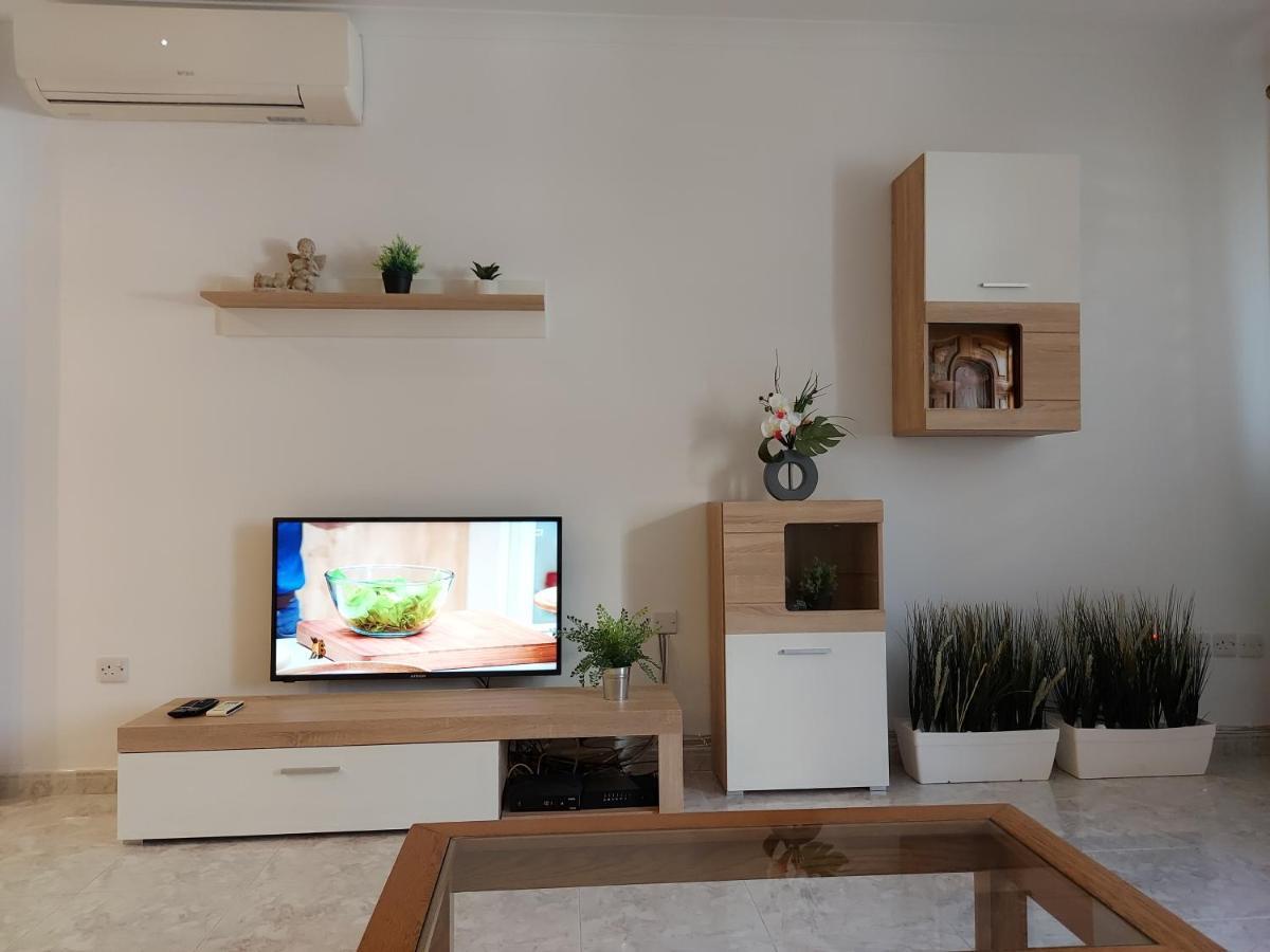 Gizimina Apartment In Marsascala Malta Few Minutes Away To The Beach Marsaskala Bagian luar foto